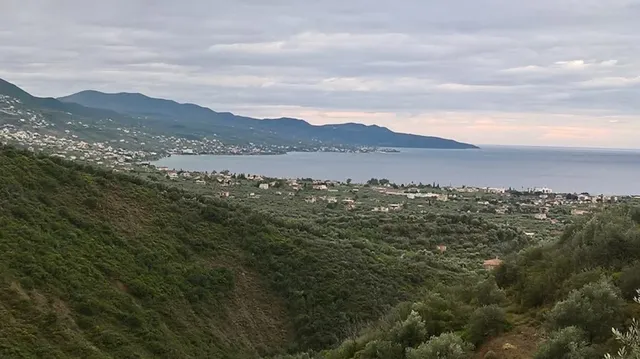 Земельный участок в Каламата