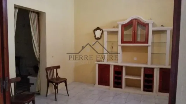 Таунхаус в Зуррик