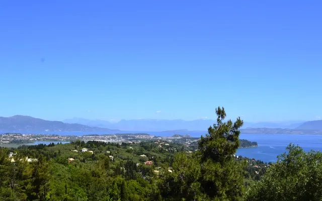 Земельный участок в Corfu