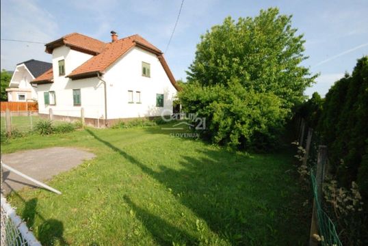 Отдельный дом в Хоче