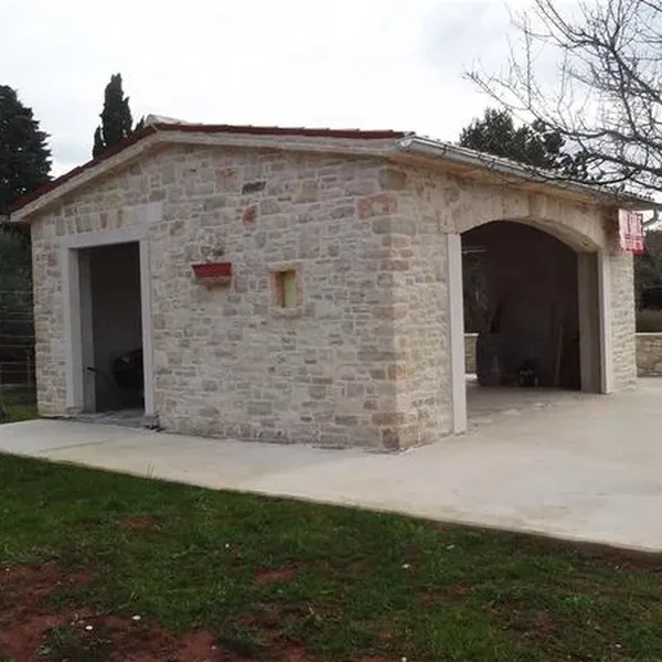 Шале в Пула, фото 1