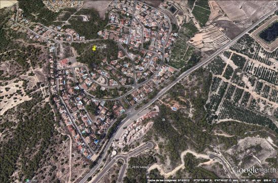 Земельный участок в Авиньо Ноу