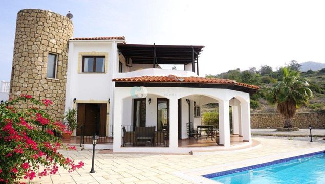 Вилла в Бахцели