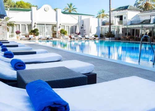 Отель в Марбелья