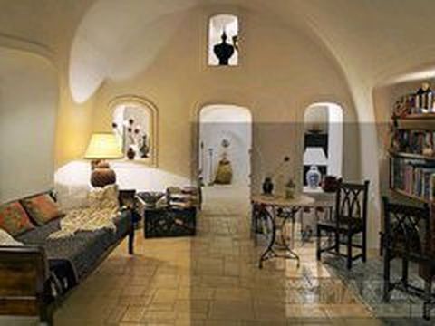 Отель в Санторини