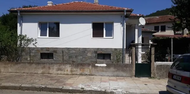 Дом в Ахтопол