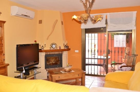 Отдельный дом в Фуэнхиро́ла