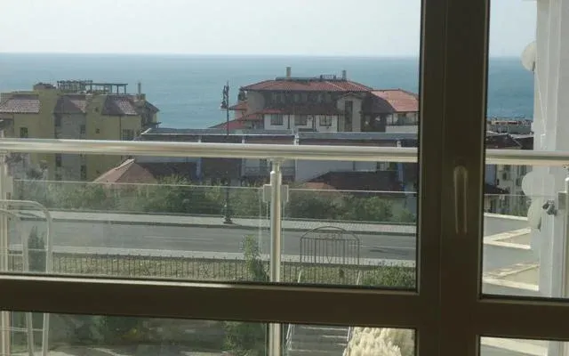 Студия в Святой Влас