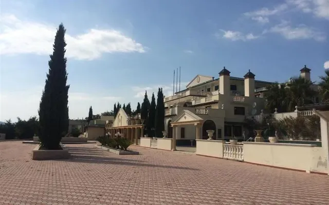 Вилла в Итри