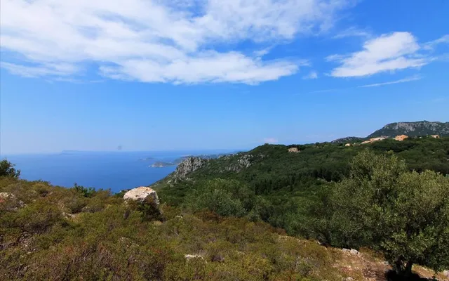 Земельный участок в Corfu