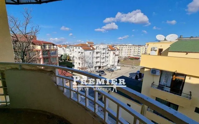 Квартира в кв. Камелия