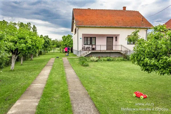 Отдельный дом в Лозница