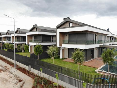 Вилла в Бахсиака Мах.