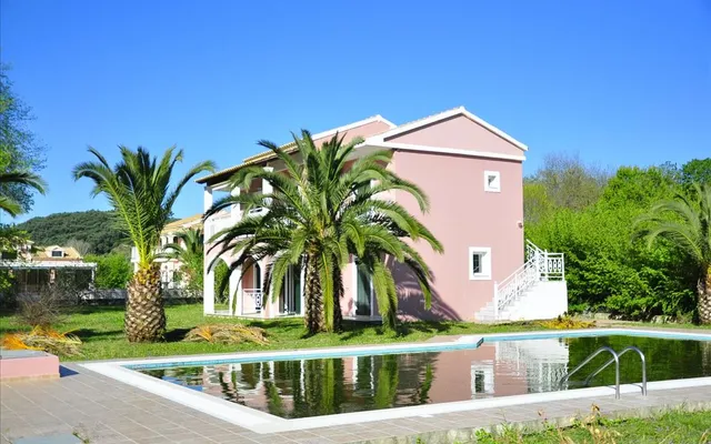 Отель в Corfu