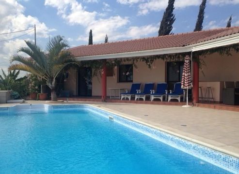 Бунгало в Ларнака