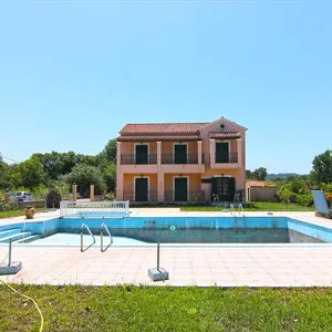 Отель в Корфу, фото 2