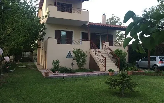 Дом в Эвбея