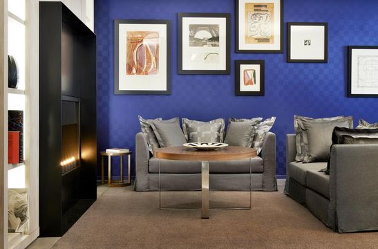 Отель в Париж