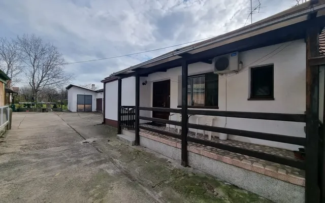 Дом в Белградский
