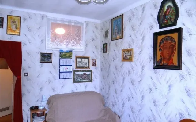 Студия в Краков