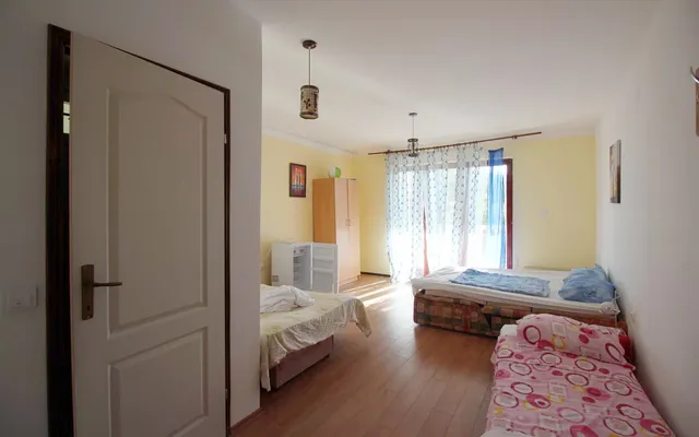 Отель в Круче