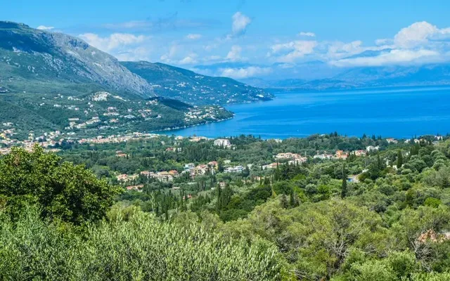 Земельный участок в Corfu