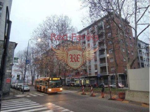 Квартира в Милан