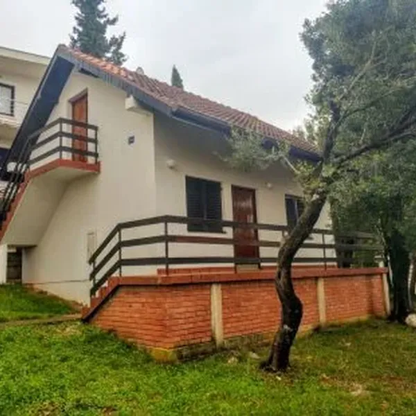 Отдельный дом в Сутоморе, фото 1