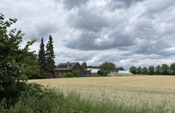 Земельный участок в Крефельд