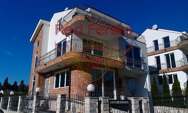 Дом в Дженовичи