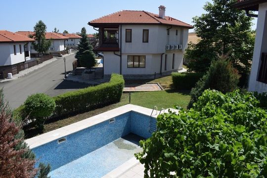 Вилла в Ахелой