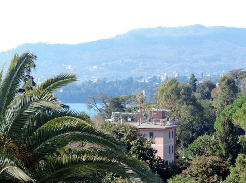 Отель в Рапалло