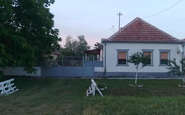 Дом в Сербия