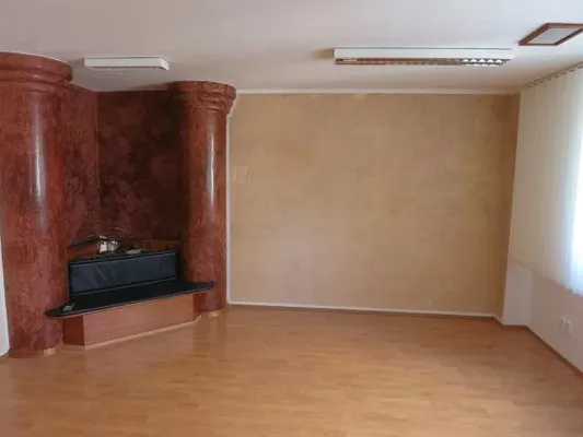 Офис в Любляна
