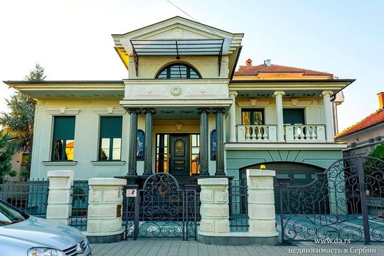 Отдельный дом в Лозница