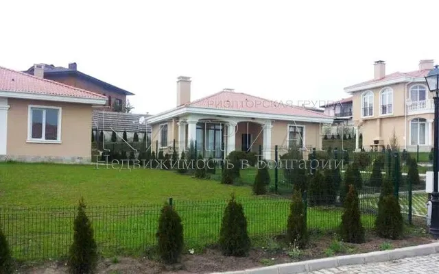 Дом в Варна