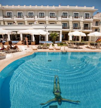 Отель в Катерини