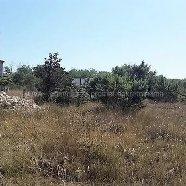 Земельный участок в Нин, фото 1
