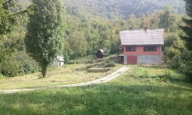Дом в Источно-Сараево