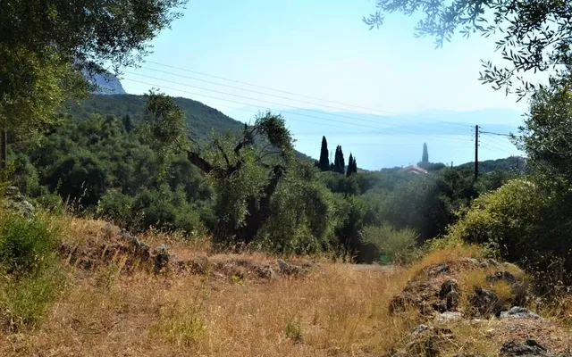 Земельный участок в Corfu