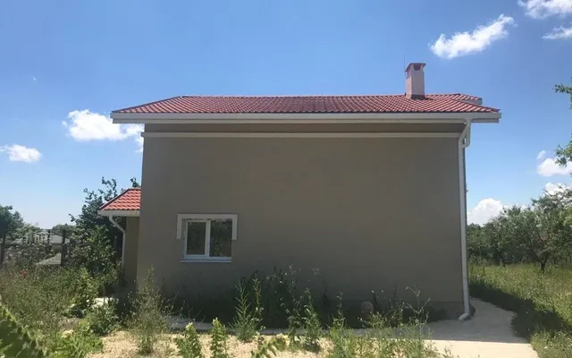 Дом в Брястовец