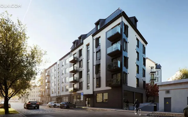 Elijas Nami in Riga