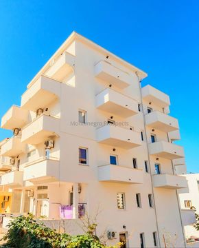 Отель в Добра Вода