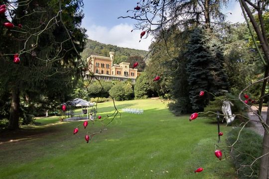 Замок в Леза