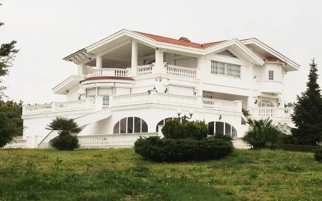 Вилла в Аристотелус