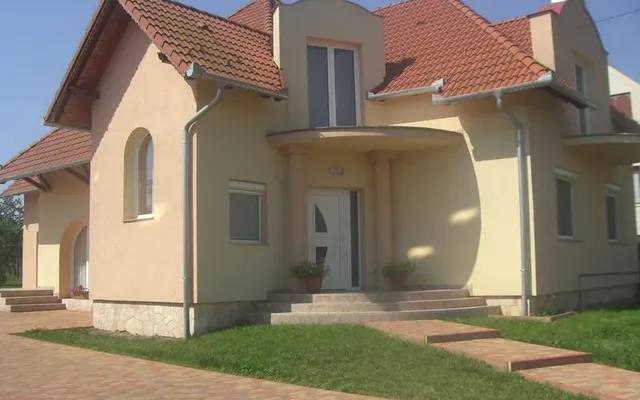Отдельный дом в Хевиз