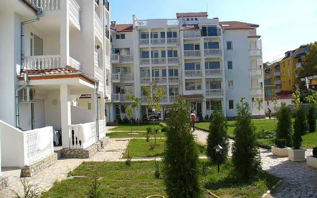 Студия в кв. Камелия