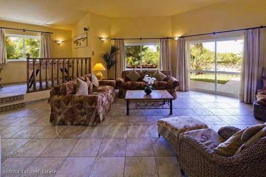 Вилла в Бенагиль