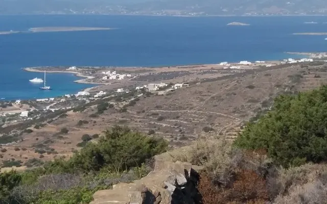 Земельный участок в Парос