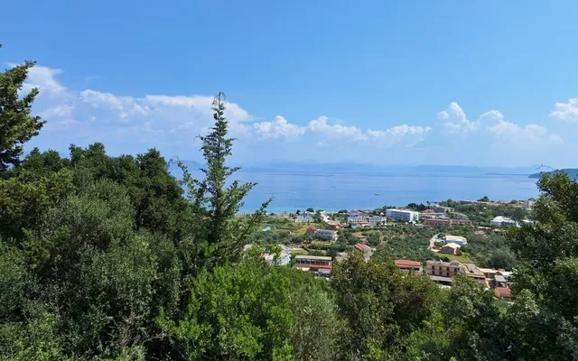 Земельный участок в Corfu